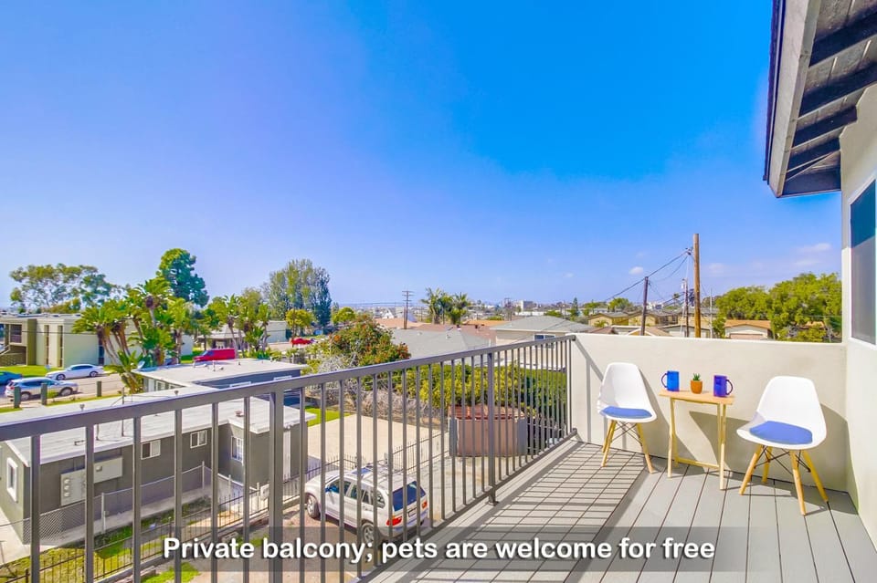 Entire Private Home with 3 Bedrooms 3 Bathrooms, Near San Diego Downtown & Beach, Available Now House in National City
