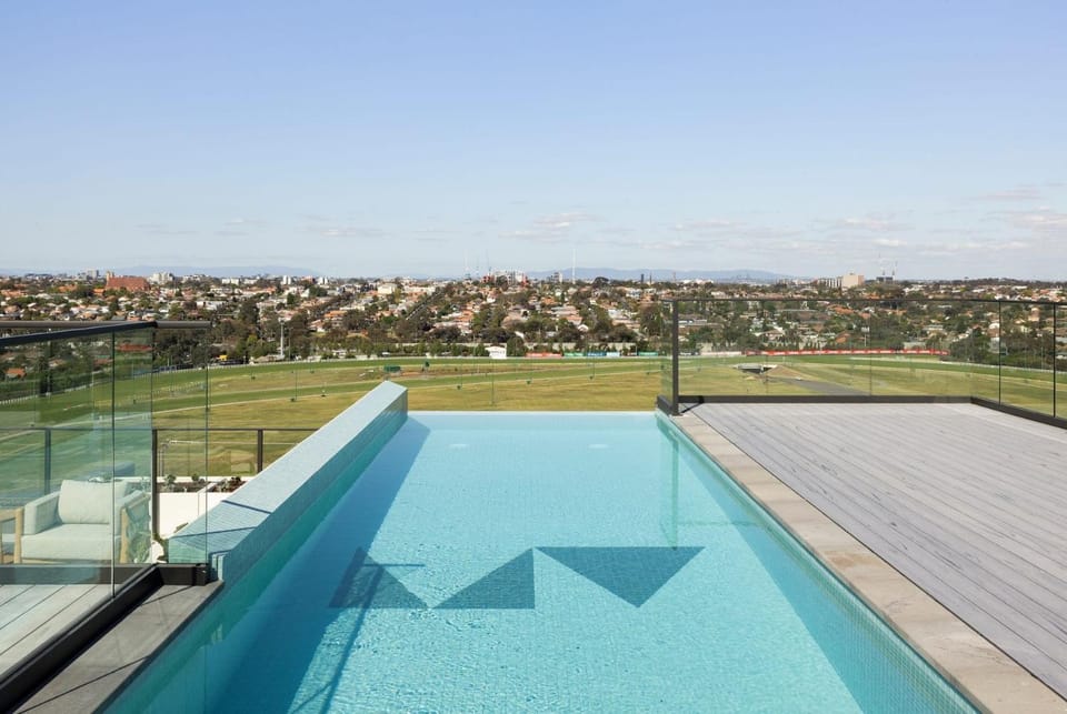 Pool view, Swimming pool