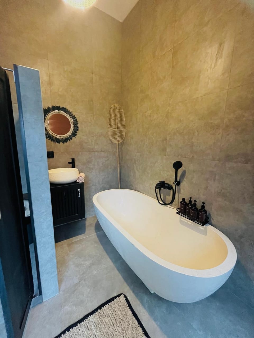Toilet, Bathroom, Bath