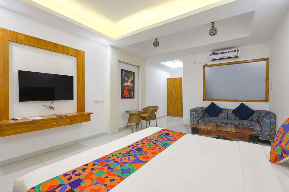 Bang on the Beach Inn in Calangute