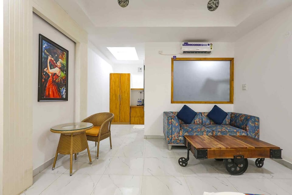 Bang on the Beach Inn in Calangute