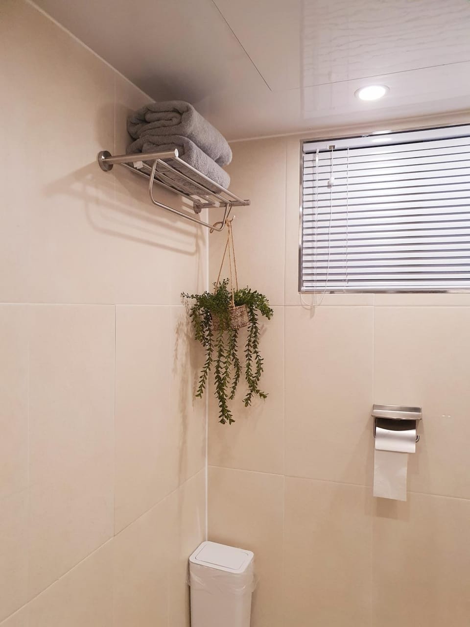 New House Open Special Price l Seoul Station 7min by Car l Itaewon Haebangchon Walk 7min l Up to 5 Guests Apartment in Seoul