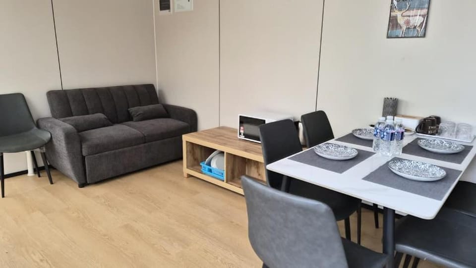 Living room, Seating area, Dining area