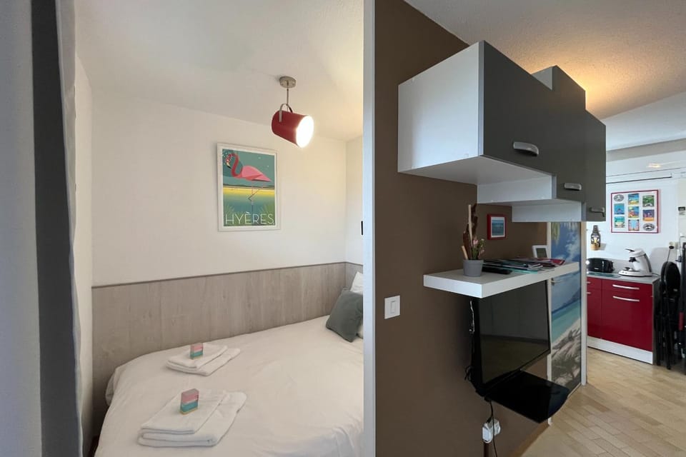 The Little Arbanais Ideal studio near the sea Apartment in Hyères
