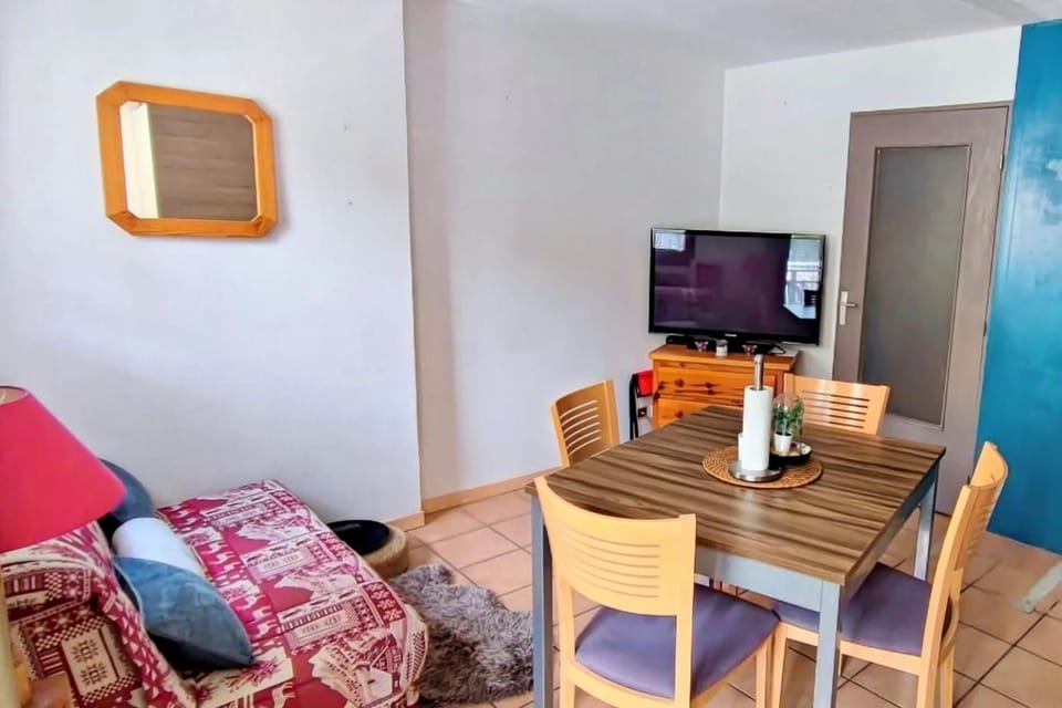 Cozy apartment in Briançon close to the slopes Apartment in Briançon