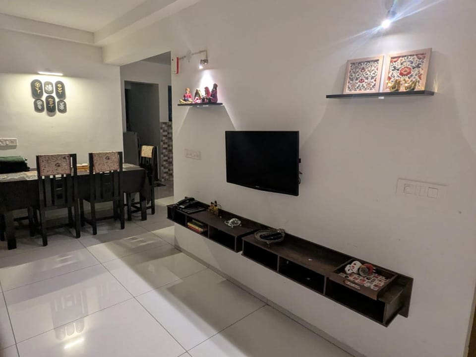 TV and multimedia, Entertainment
