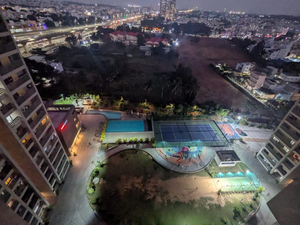 Property building, Bird's eye view, View (from property/room), Swimming pool
