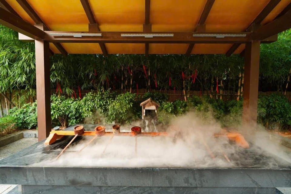 Lynn Times Thanh Thủy Hotel Onsen & Spa Hotel in Laos