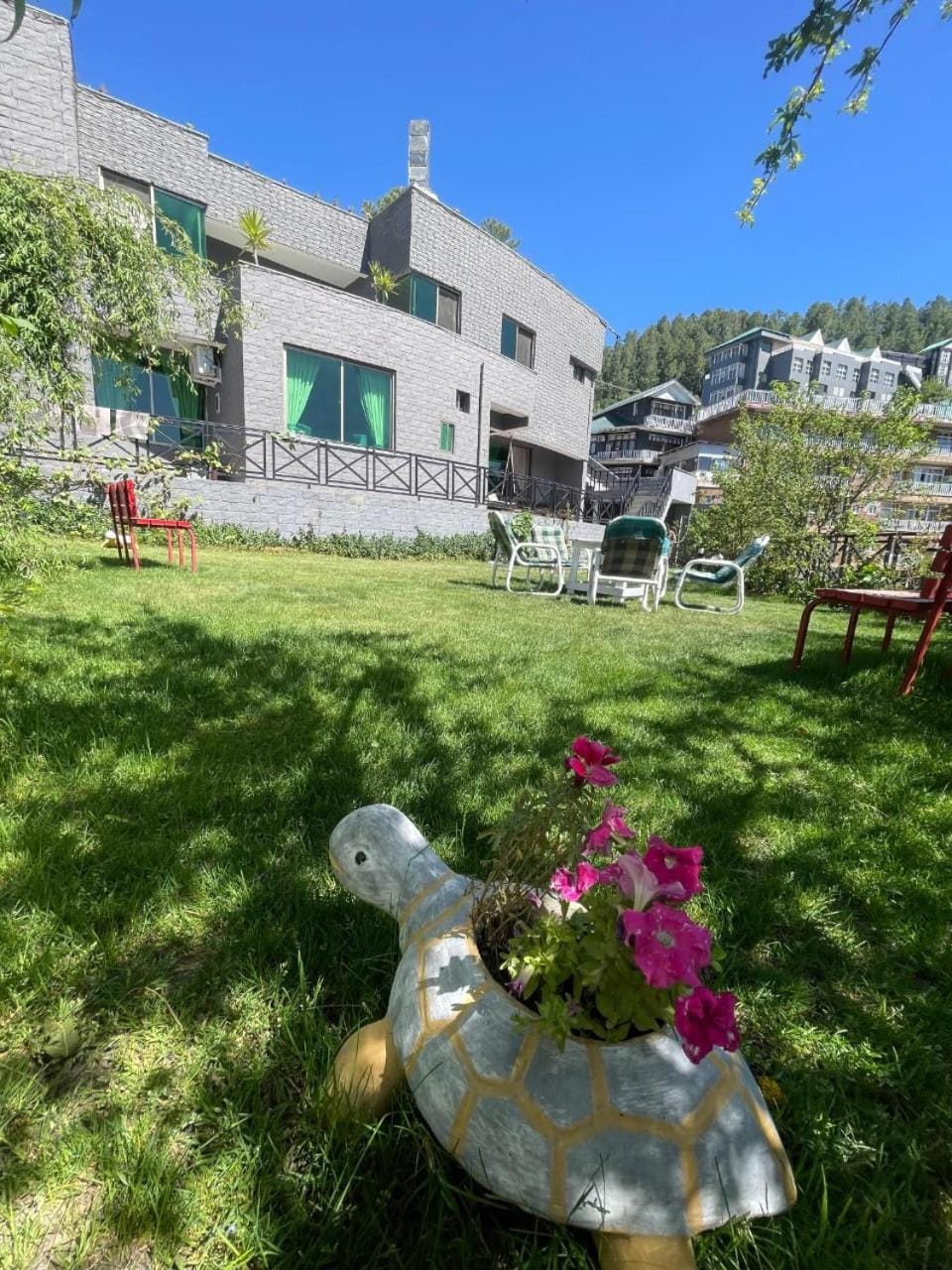Property building, Spring, Natural landscape, Garden, Garden