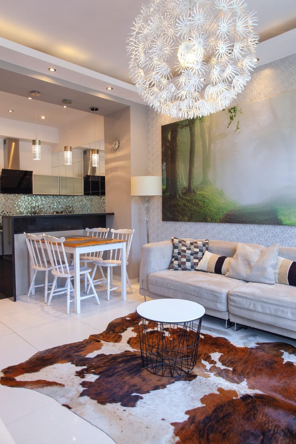 Kitchen or kitchenette, Living room, Dining area