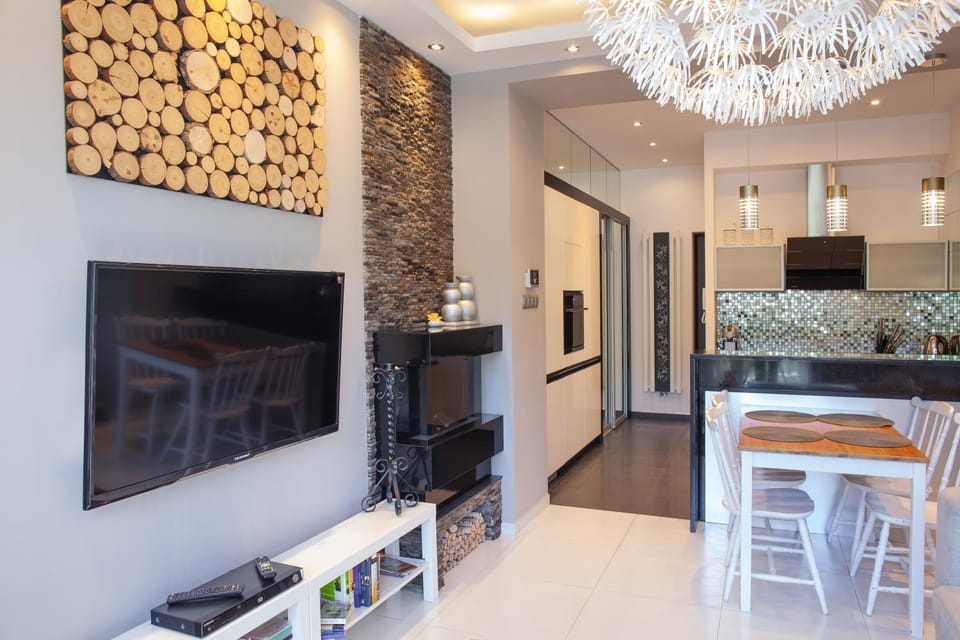 Communal lounge/ TV room, TV and multimedia, Kitchen or kitchenette, Living room, Dining area