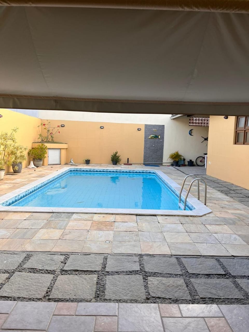 Piscina, área gourmet e 4 suítes House in Lauro de Freitas