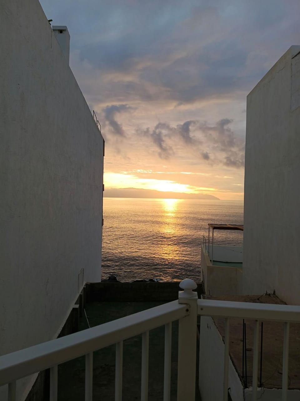 Natural landscape, View (from property/room), Balcony/Terrace, Sea view, Sunset