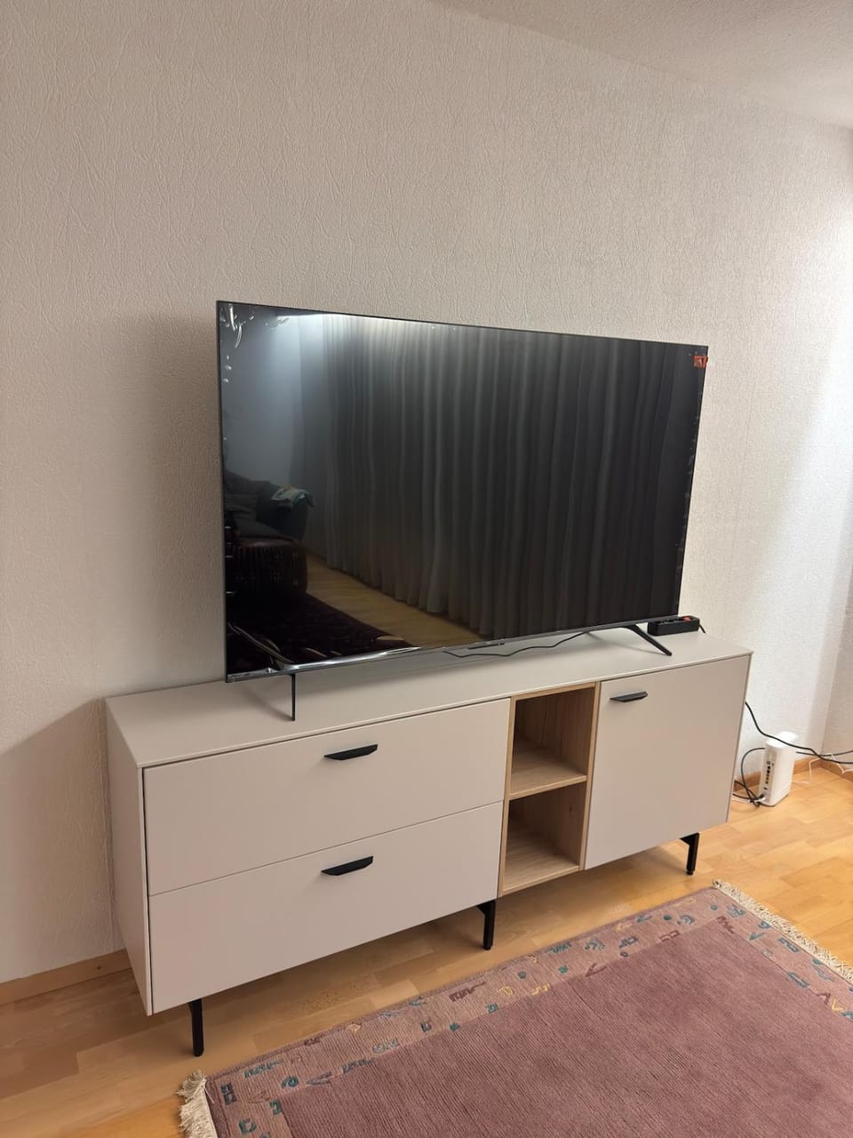 Communal lounge/ TV room, TV and multimedia, Evening entertainment