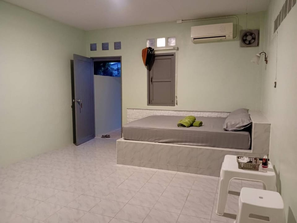 D Love Gueshouse Love hotel in Ranong, Khao Niwet, Mueang Ranong District, Ranong 85000, Thailand