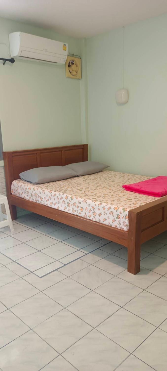 D Love Gueshouse Love hotel in Ranong, Khao Niwet, Mueang Ranong District, Ranong 85000, Thailand