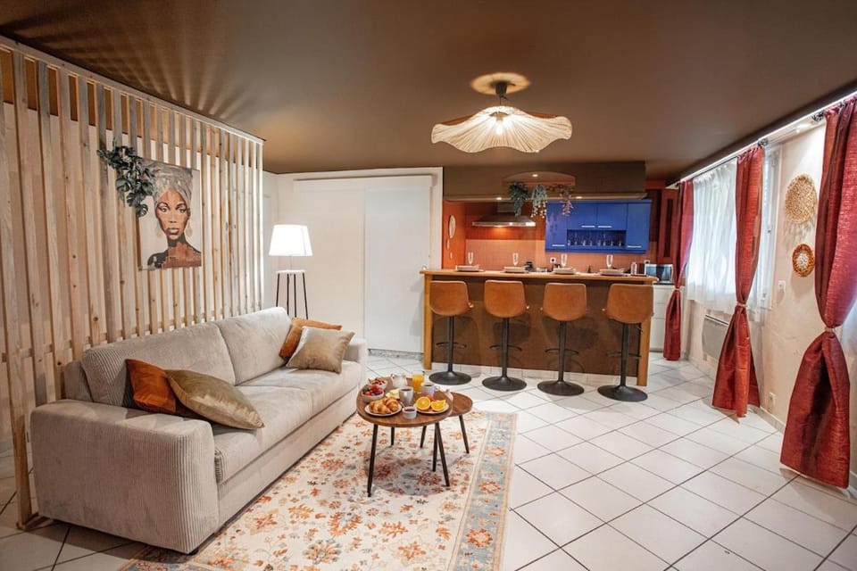 Living room, Lounge or bar, kitchen