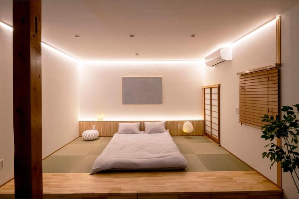 Bed, Bedroom, air conditioner