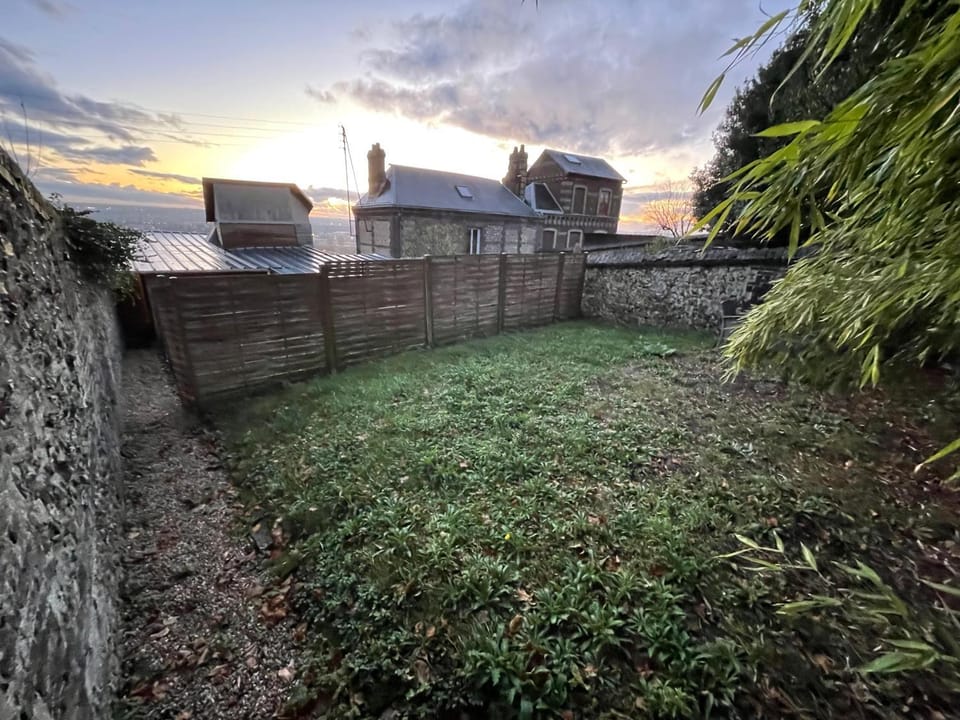 Garden, Garden view