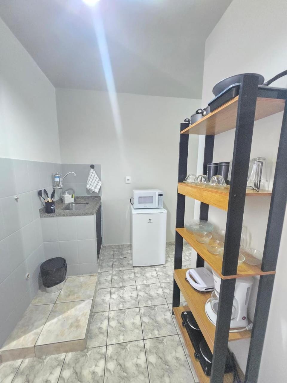 Kitchen or kitchenette, Communal kitchen