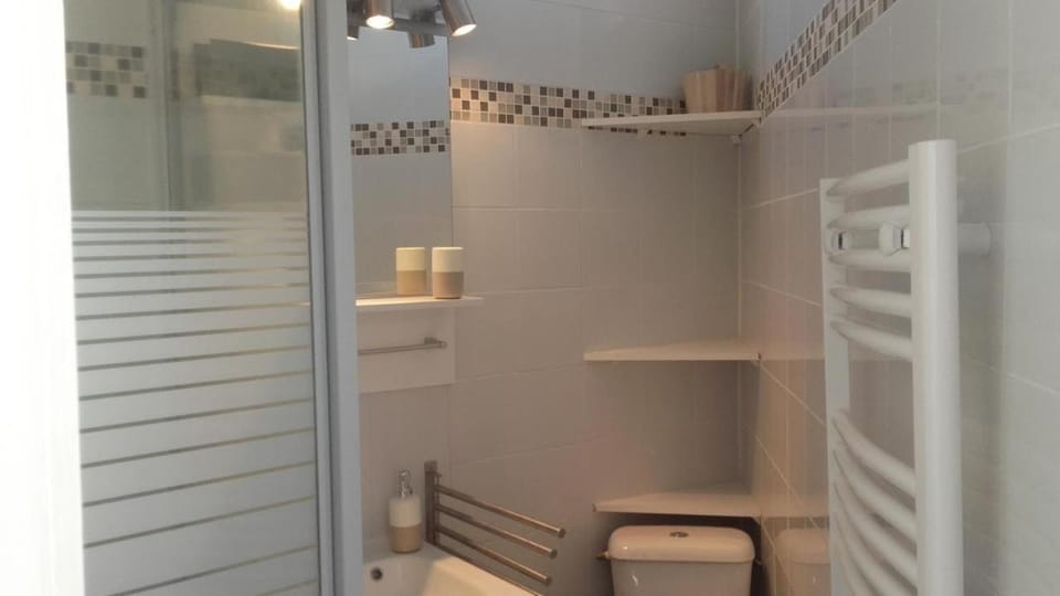 T2 Vue mer et Ile d'Elbe Apartment in Bastia