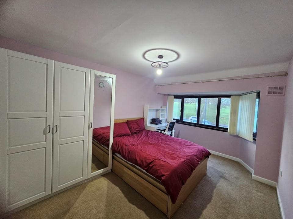 Little puppy Bed and Breakfast in Birmingham