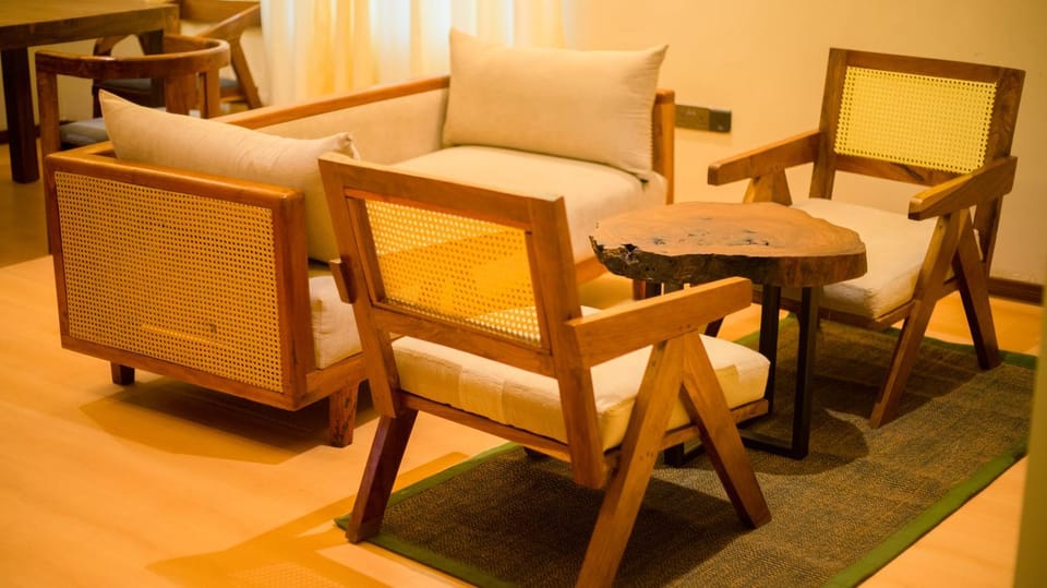 Living room, Seating area