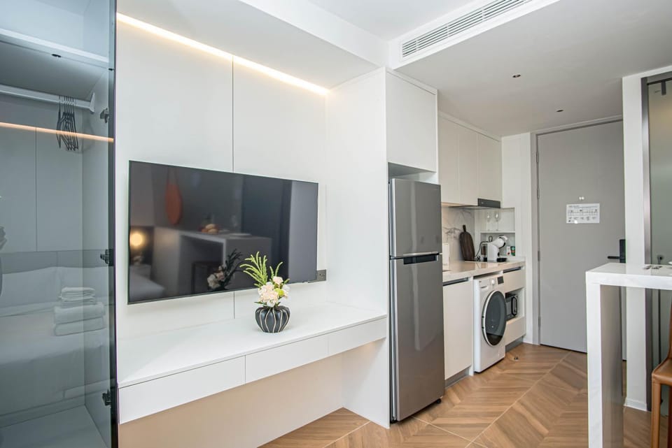 TV and multimedia, Kitchen or kitchenette