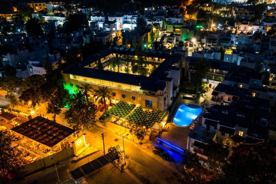 Property building, Night, Bird's eye view