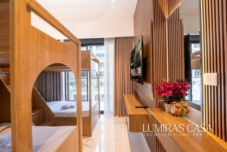 Modern 2BR Retreat Azizi Riviera 61 Square Apartment in Dubai
