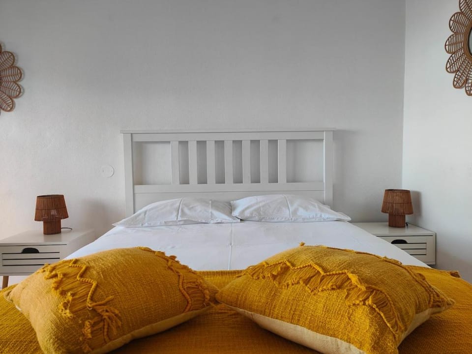Studio Sea View by QoZzy Apartment in Alvor