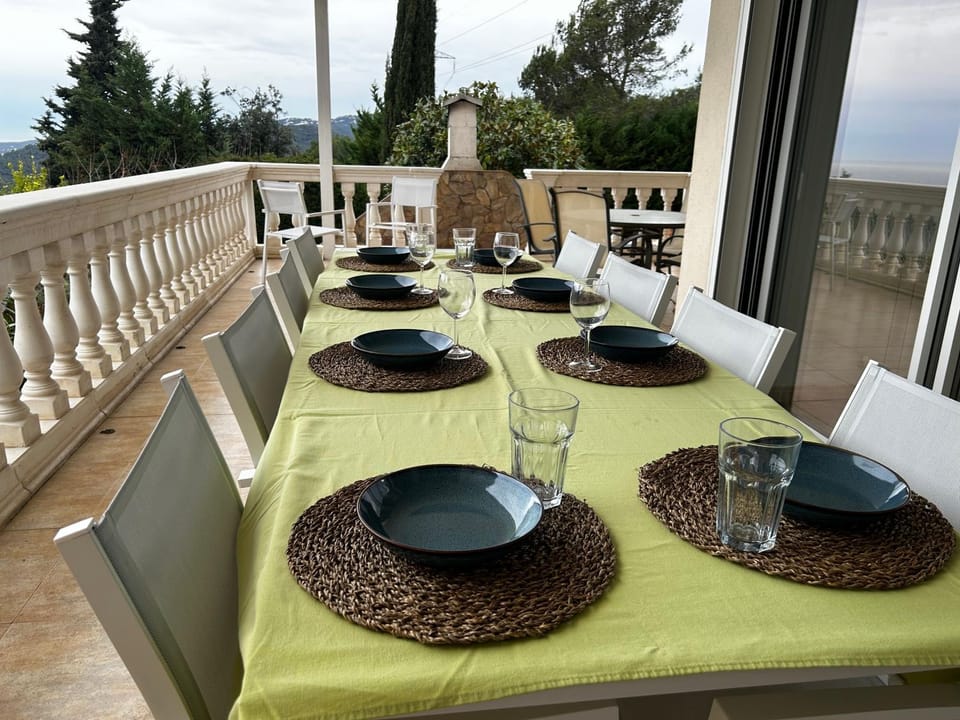 Patio, View (from property/room), Balcony/Terrace, Dining area