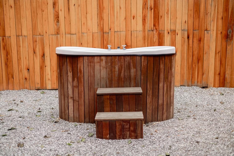 Open Air Bath, Bath