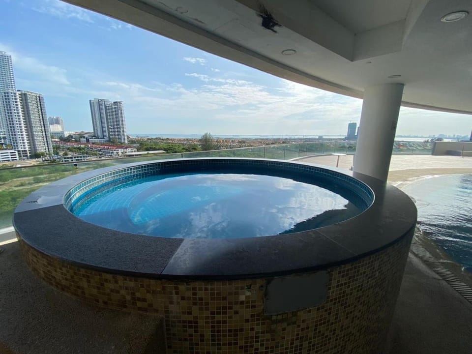 Penang Stay 2-6px Convenient Free parking Apartment in Tanjung Bungah