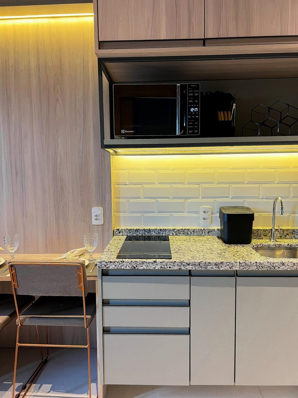 Modern and cozy studio - 230m from the subway Apartment in Sao Paulo City