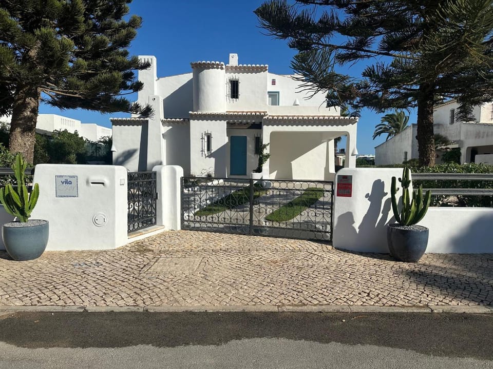 Property building, Off site