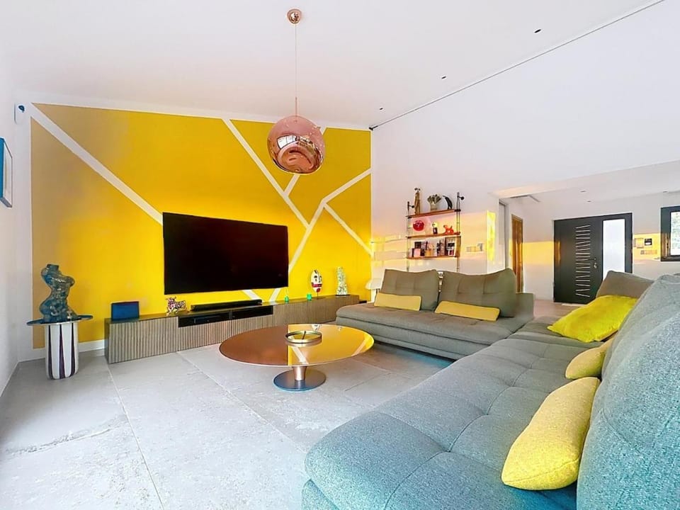 Superbe villa moderne avec vue sur la Sainte Victoire Villa in Cabriès