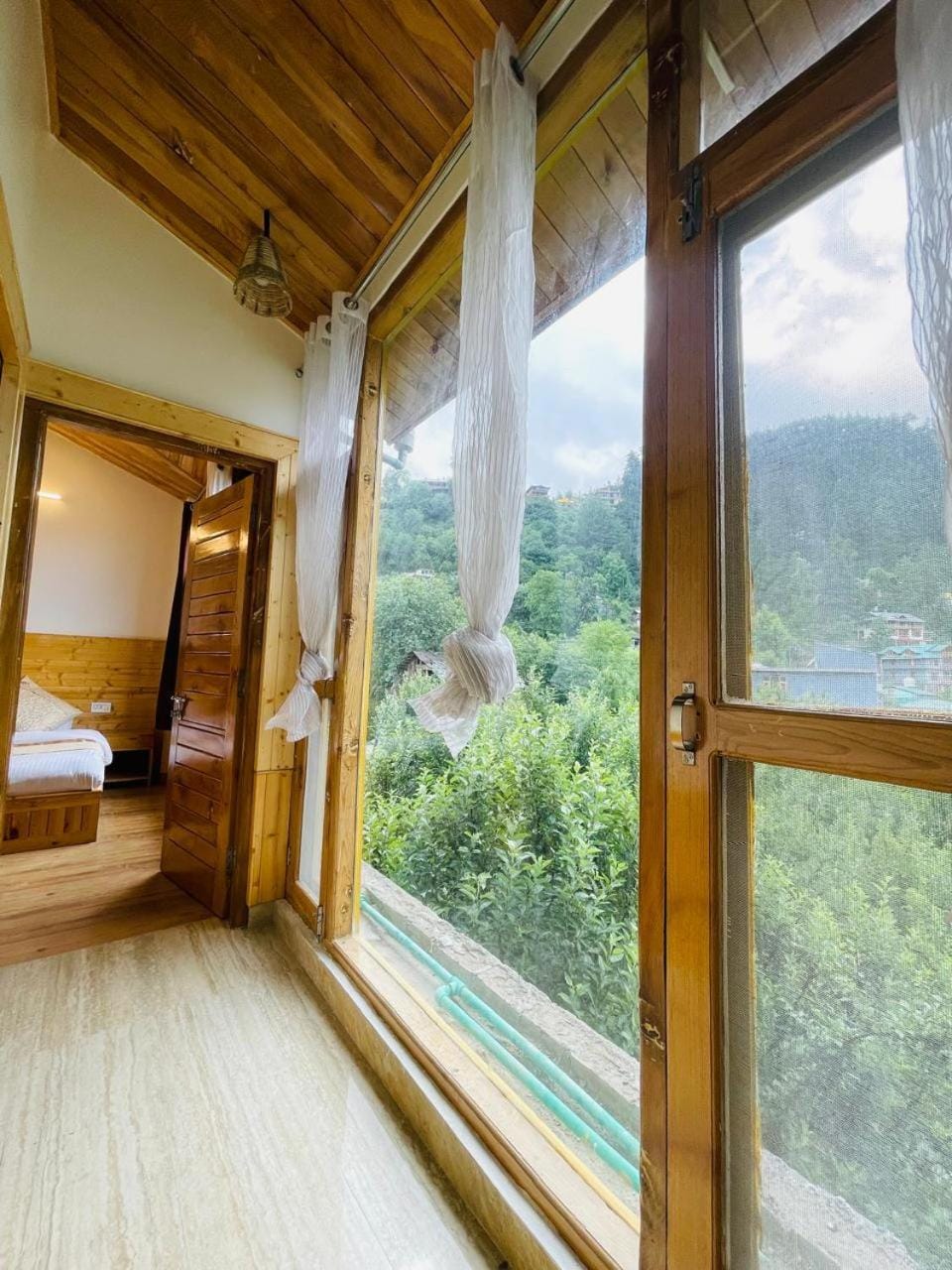The Himalayan Castle View Retreat Apartment in Himachal Pradesh