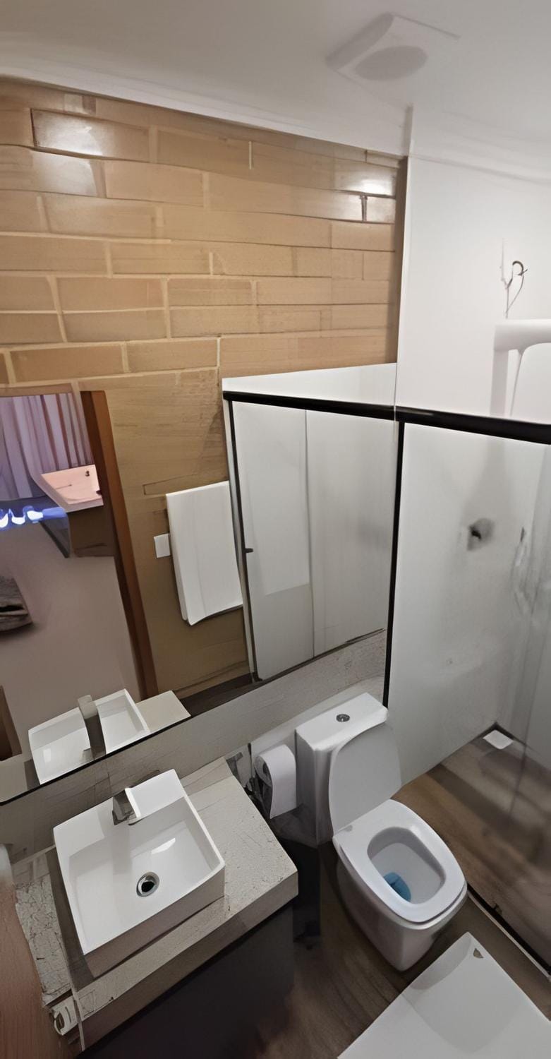 Chalés confortáveis com hidromassagem e vista para lago Chalet in State of Espírito Santo, Brazil