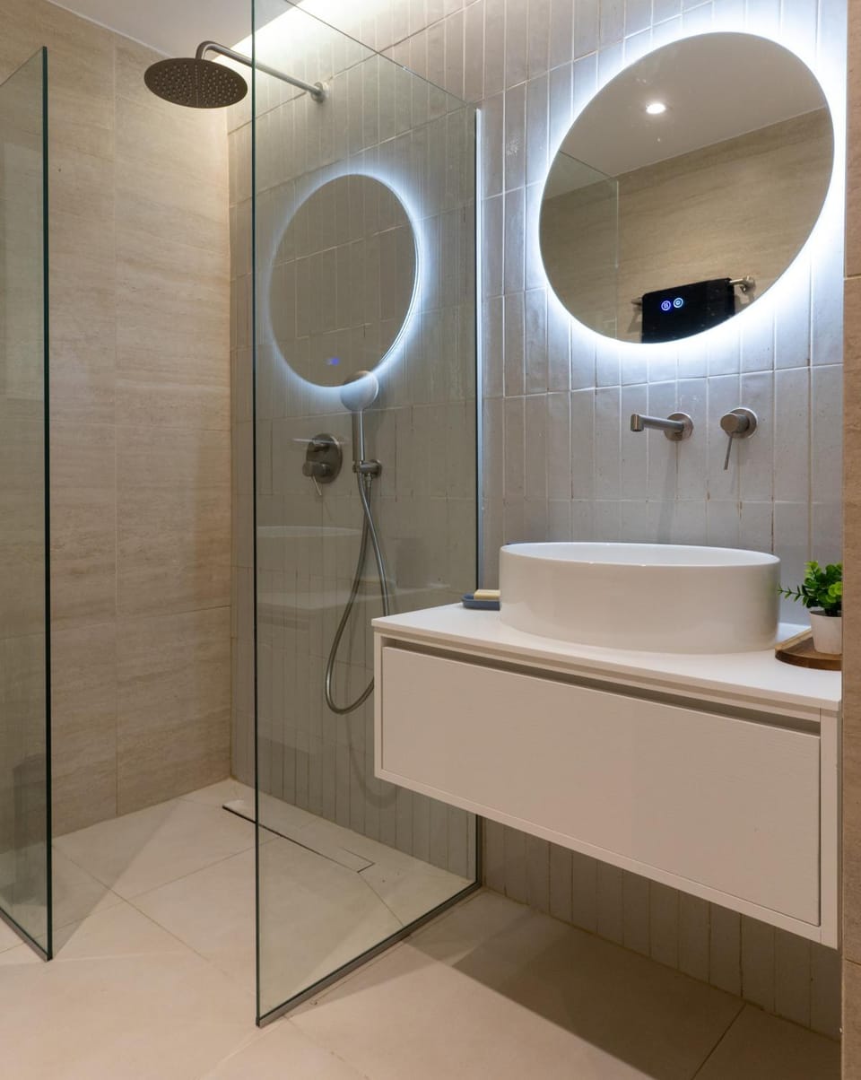 Shower, Bathroom