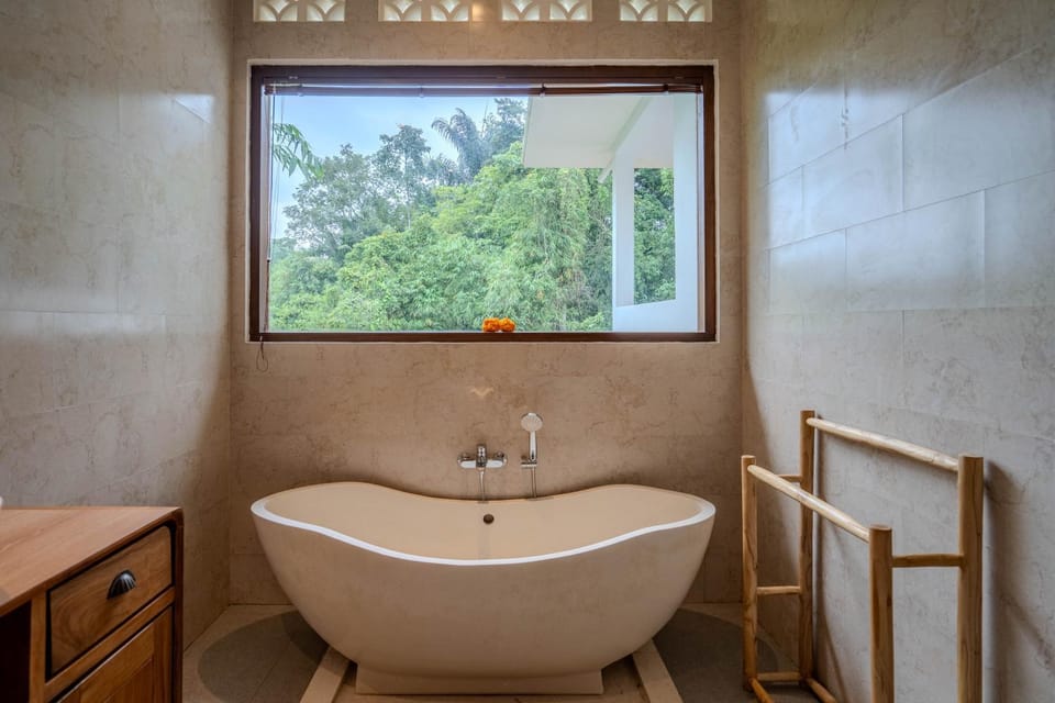 Krish Villa - Ubud Lush Jungle View Villa in Ubud