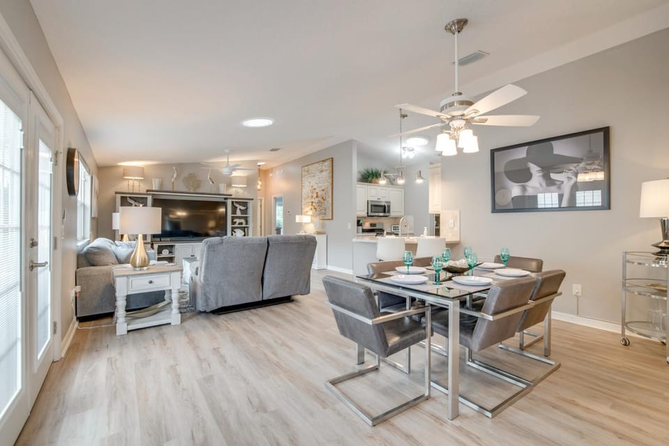1 Mi to Golf: Home w/ Chic Patio in The Villages House in The Villages