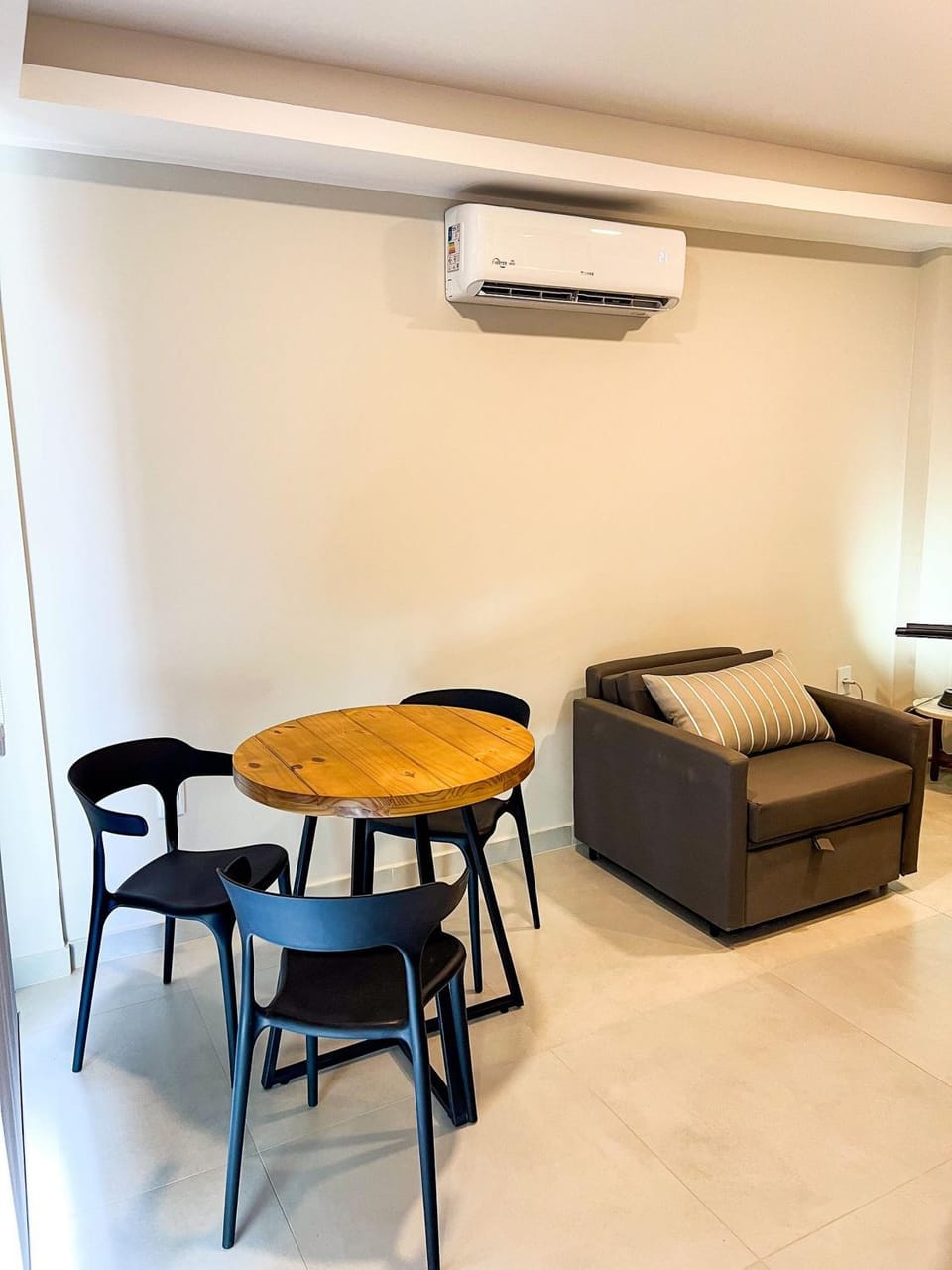 Dining area, air conditioner
