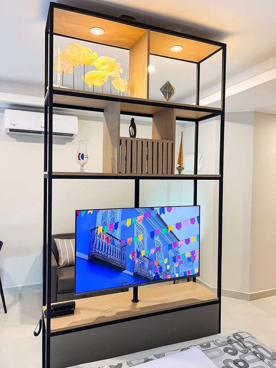 Bed, TV and multimedia, Bedroom, air conditioner