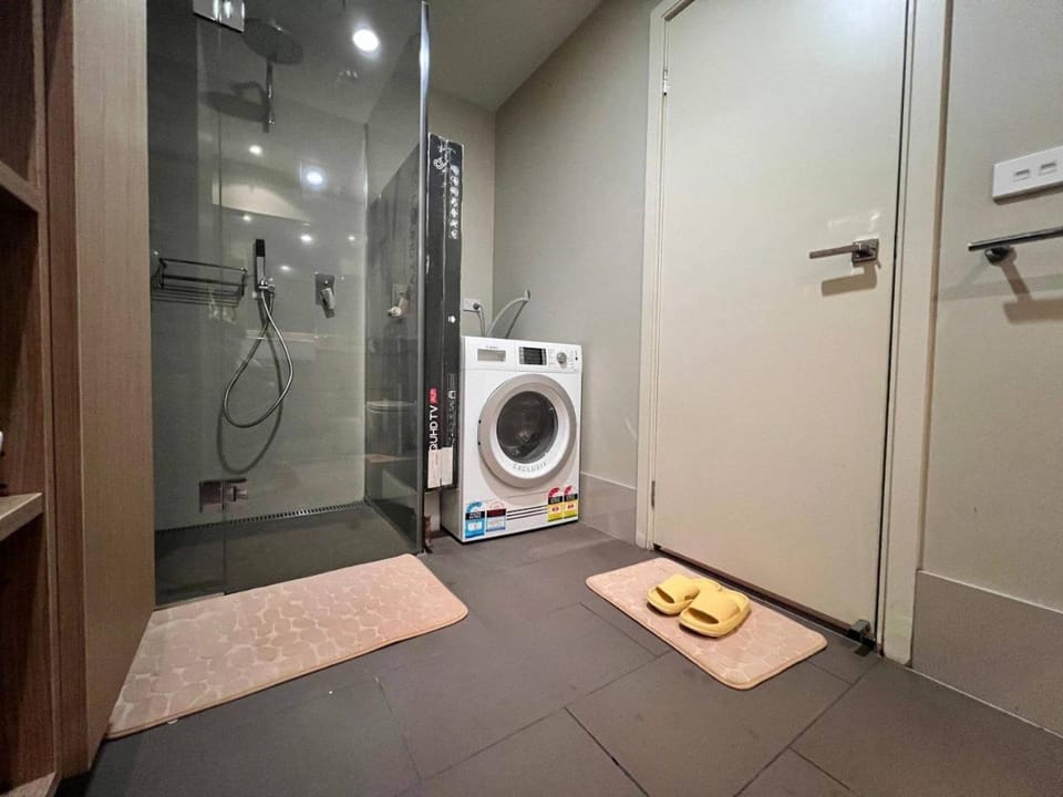 Shower, washing machine