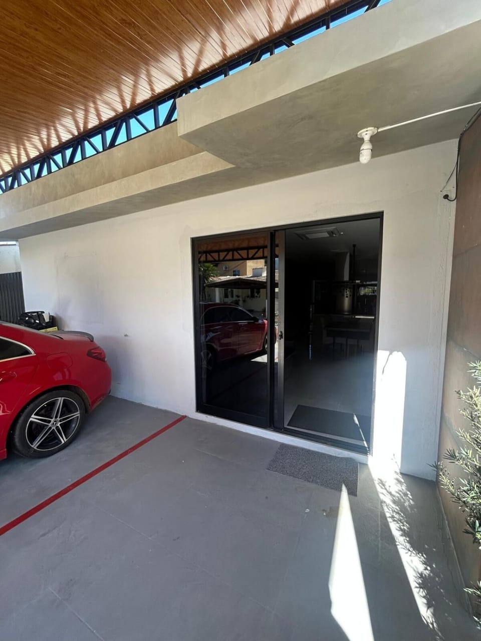 2 Bedroom House in a Gated Community and 2 parking spaces House in State of Santa Catarina