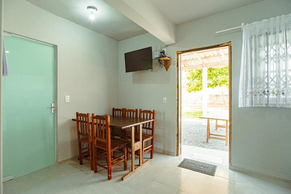 Recanto da Lulu 100m da praia House in Navegantes