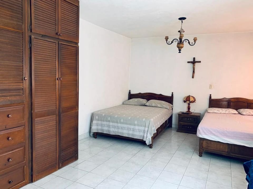 Hotel Posada Regis Capsule hotel in State of Guanajuato