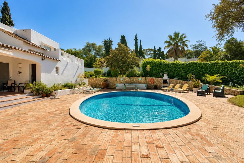Quinta da Balaia Charming Villa with Private Pool Villa in Olhos de Água