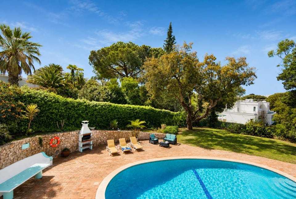 Quinta da Balaia Charming Villa with Private Pool Villa in Olhos de Água